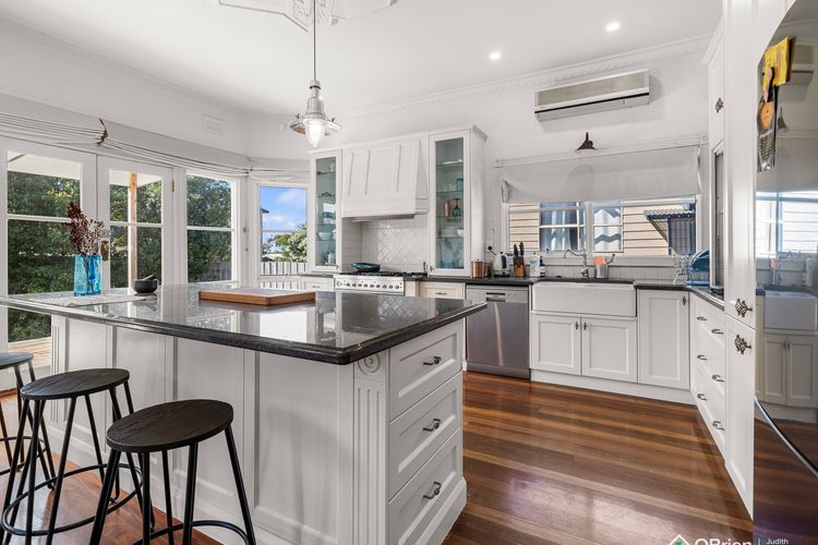 Ventnor Coastal Charm