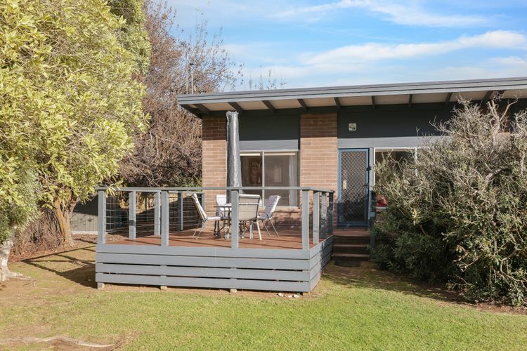 Honeysuckle Beach Haven