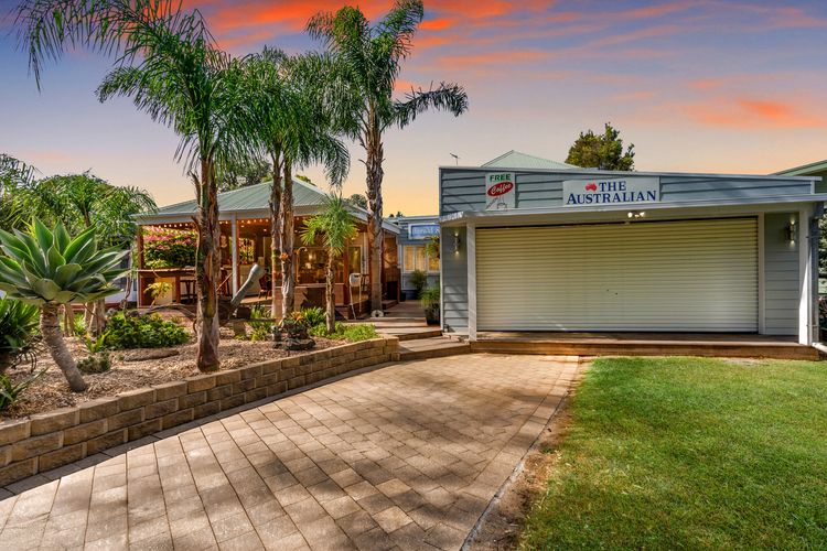 Silverleaves Sensation At The Beach