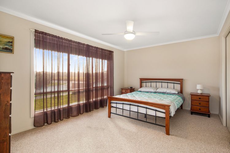 Castlecombe Family Villa