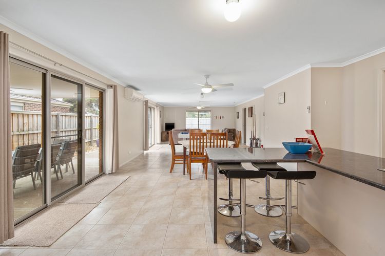 Castlecombe Family Villa