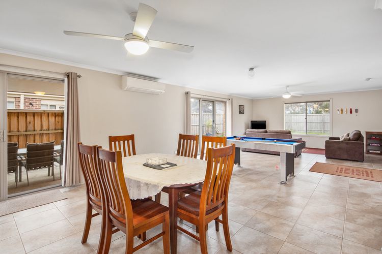 Castlecombe Family Villa