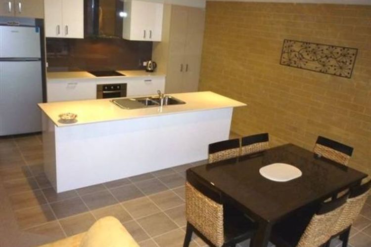 Central Luxe Townhouse in Cowes