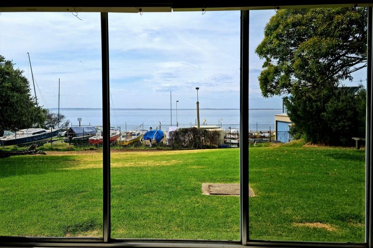 Cozy Foreshore Getaway