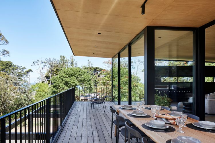 ATLAS RETREAT – SHOREHAM