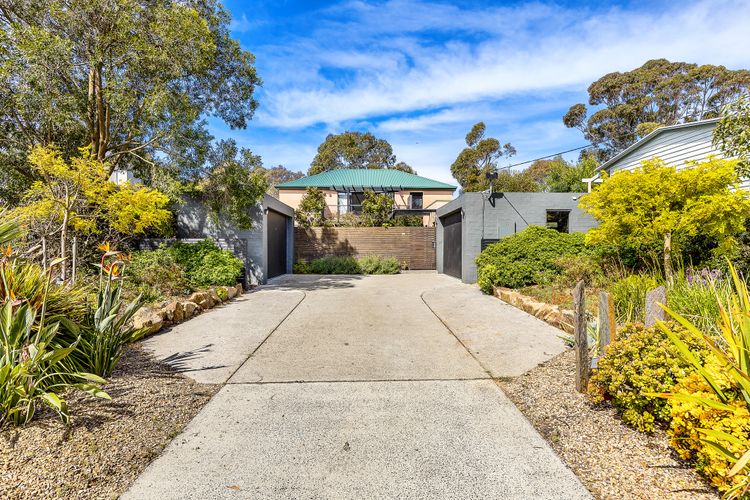 Secluded Luxury on Tower Hill