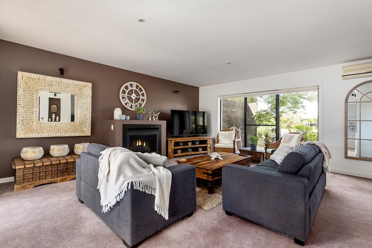 Secluded Luxury on Tower Hill