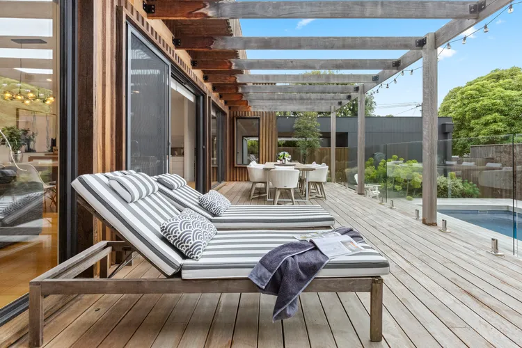 LUXE ON LYDGATE – BLAIRGOWRIE