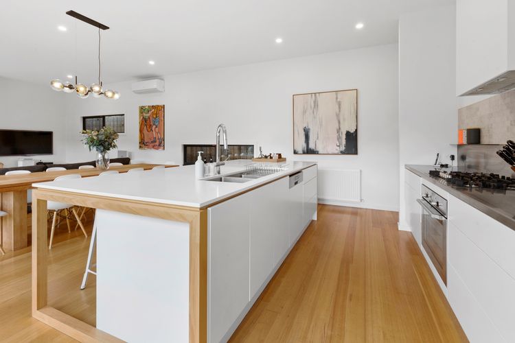 LUXE ON LYDGATE – BLAIRGOWRIE