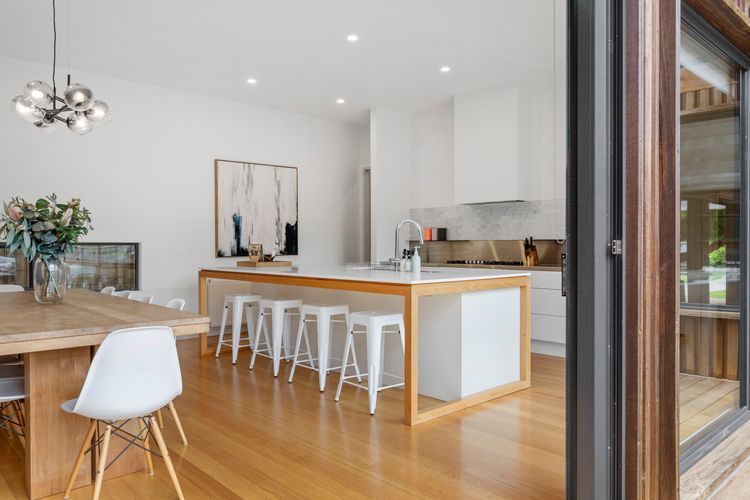 LUXE ON LYDGATE – BLAIRGOWRIE