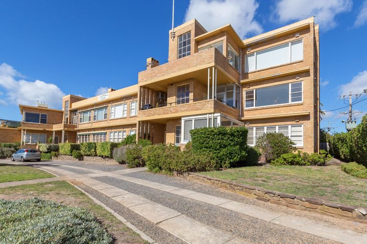 BEACH BELLE – MORNINGTON