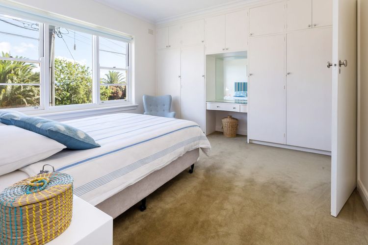 BEACH BELLE – MORNINGTON