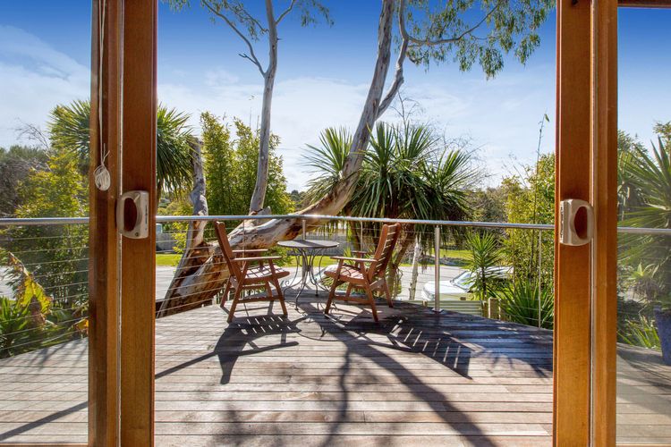POINT LEO BEACH HOUSE – POINT LEO