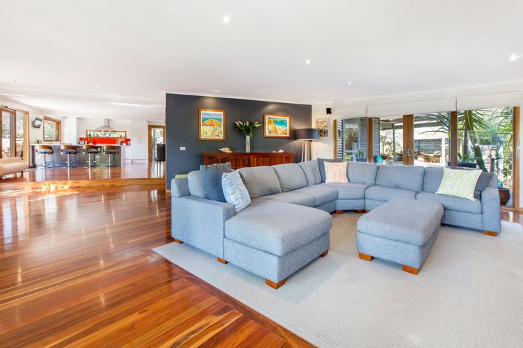POINT LEO BEACH HOUSE – POINT LEO