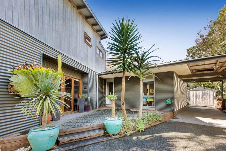 POINT LEO BEACH HOUSE – POINT LEO
