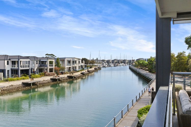 MARINA VIEW