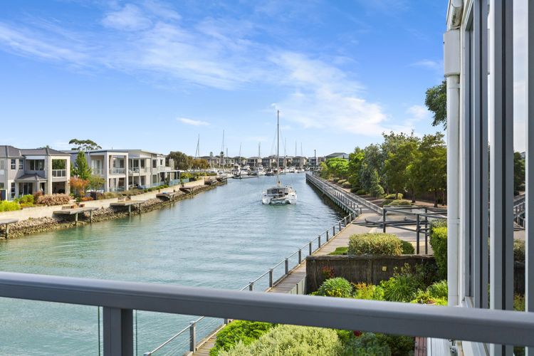 MARINA VIEW