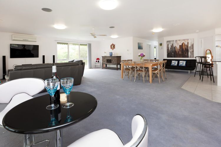DROMANA BAY VIEWS – DROMANA