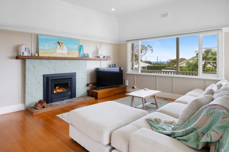 BEACHSIDE GETAWAY – DROMANA