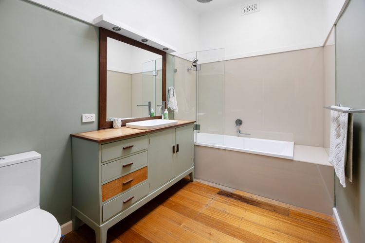 BEACHSIDE GETAWAY – DROMANA