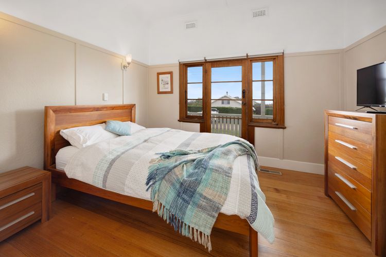 BEACHSIDE GETAWAY – DROMANA