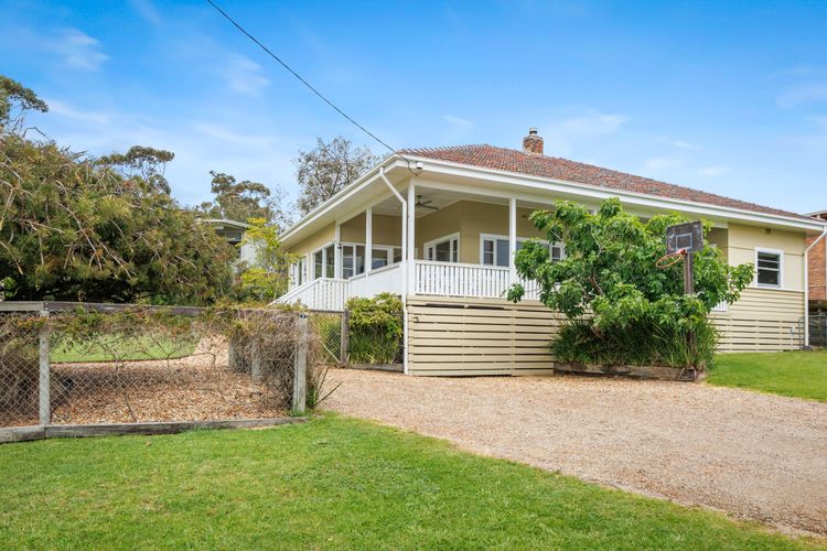 BEACHSIDE GETAWAY – DROMANA