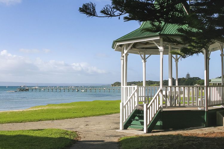 OCEAN BEACH RETREAT – SORRENTO