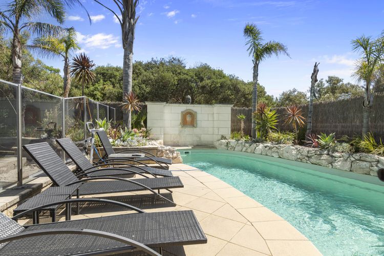 DIAMOND BAY RETREAT – SORRENTO