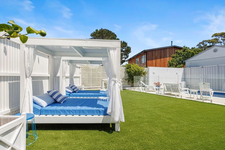 SANTORINI BEACH HOUSE – SAFETY BEACH