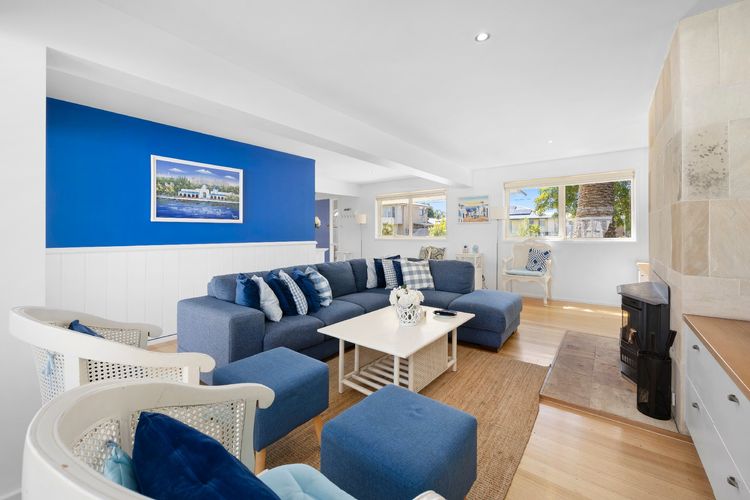 SANTORINI BEACH HOUSE – SAFETY BEACH