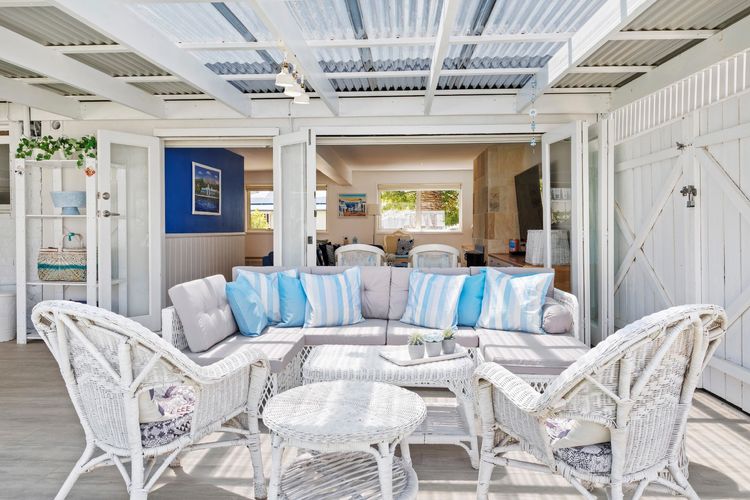 SANTORINI BEACH HOUSE – SAFETY BEACH