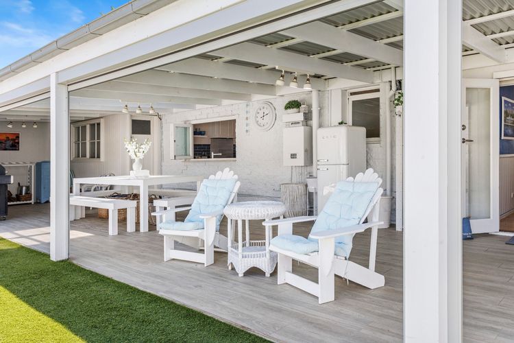 SANTORINI BEACH HOUSE – SAFETY BEACH