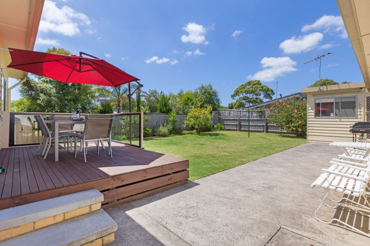 RENOVATED BEACH BEAUTY – ROSEBUD