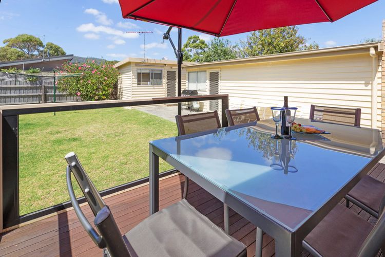 RENOVATED BEACH BEAUTY – ROSEBUD