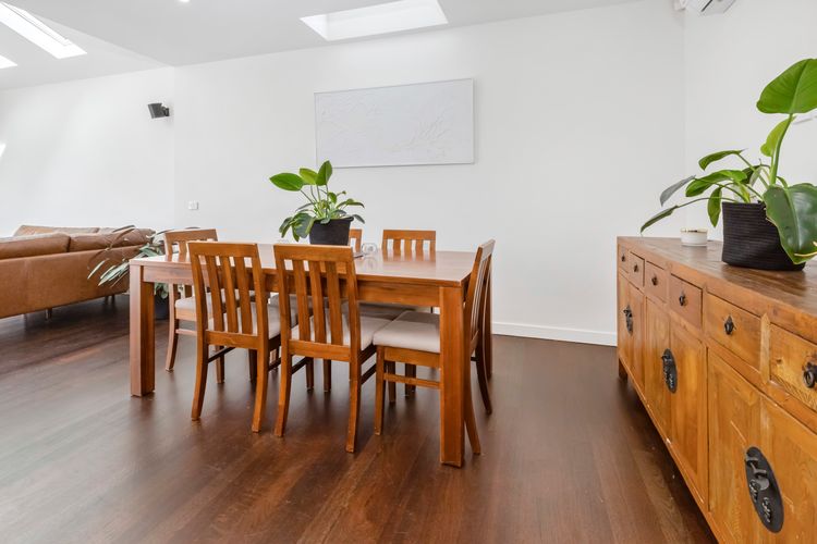 BANGALOW – MORNINGTON