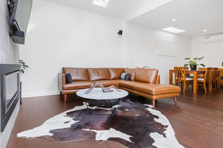 BANGALOW – MORNINGTON