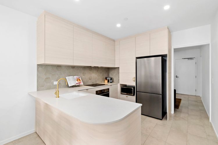 Ohana Apartments 103