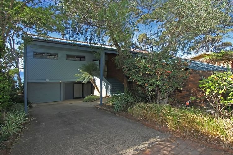 Baringa Crescent Clifftop Living