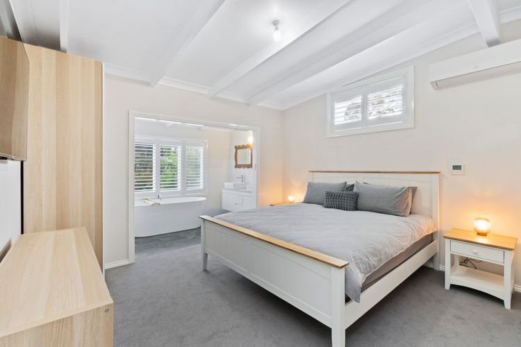 Boomerang at South Durras Whole