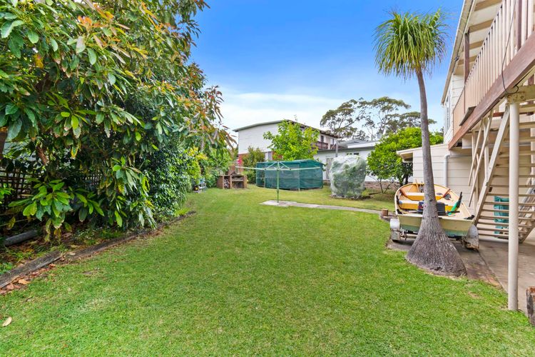 Boomerang at South Durras Whole