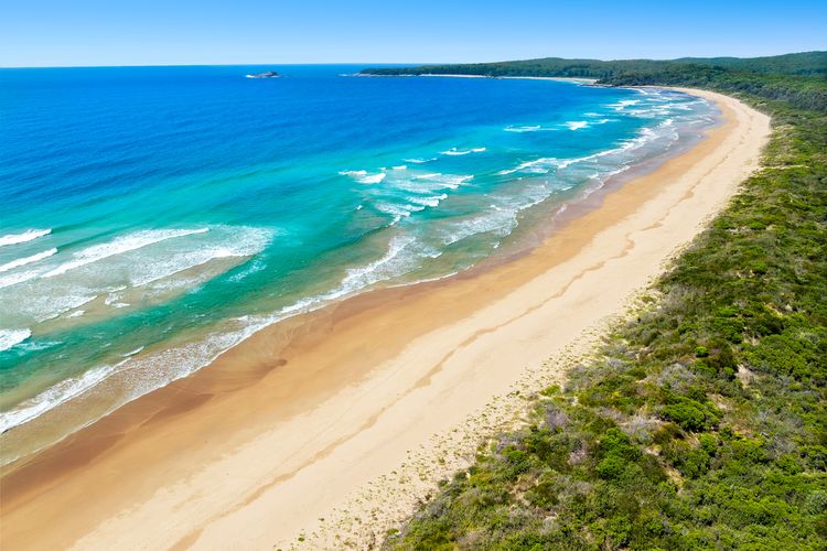 Boomerang at South Durras Whole