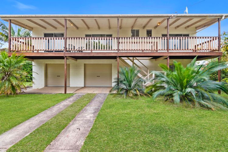 Boomerang at South Durras Whole