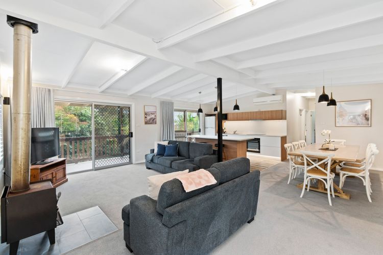 Boomerang at South Durras Whole