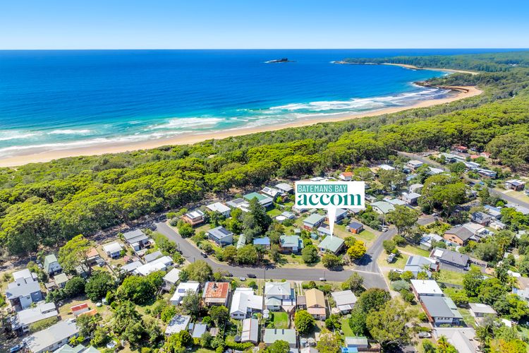 Boomerang at South Durras Whole