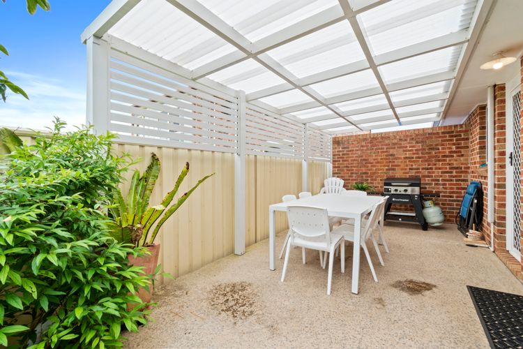 Light and Bright at Maloneys