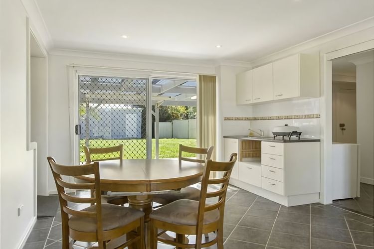 Hibiscus Close Beach Front Living