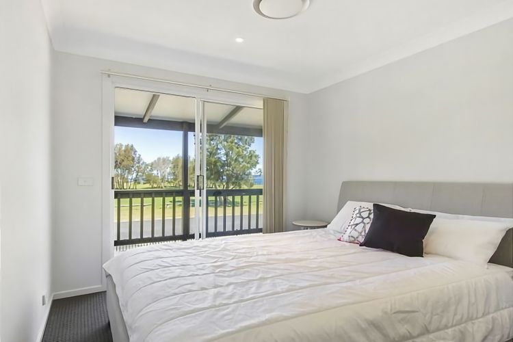 Hibiscus Close Beach Front Living