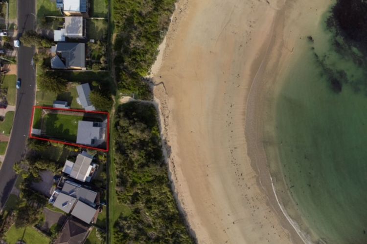 Jenkins Beach House Galwad y mor Call of the Sea