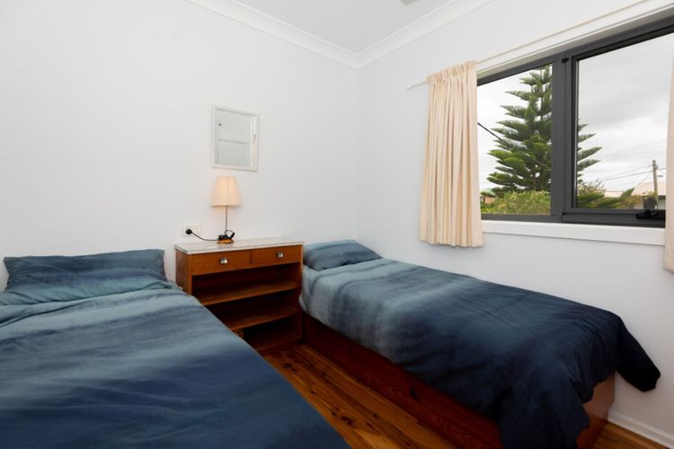 Jenkins Beach House Galwad y mor Call of the Sea