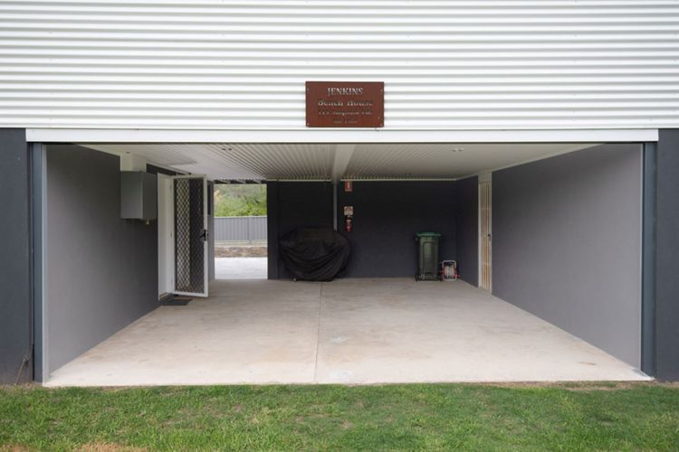 Jenkins Beach House Galwad y mor Call of the Sea